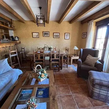 El Sobrao De Gredos Farm stay Navarredonda de Gredos